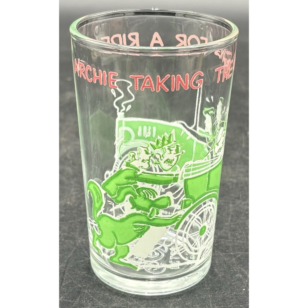 Vintage 1971 Archie Comics Drinking Glass ARCHIE TAKING THE GANG FOR A RIDE